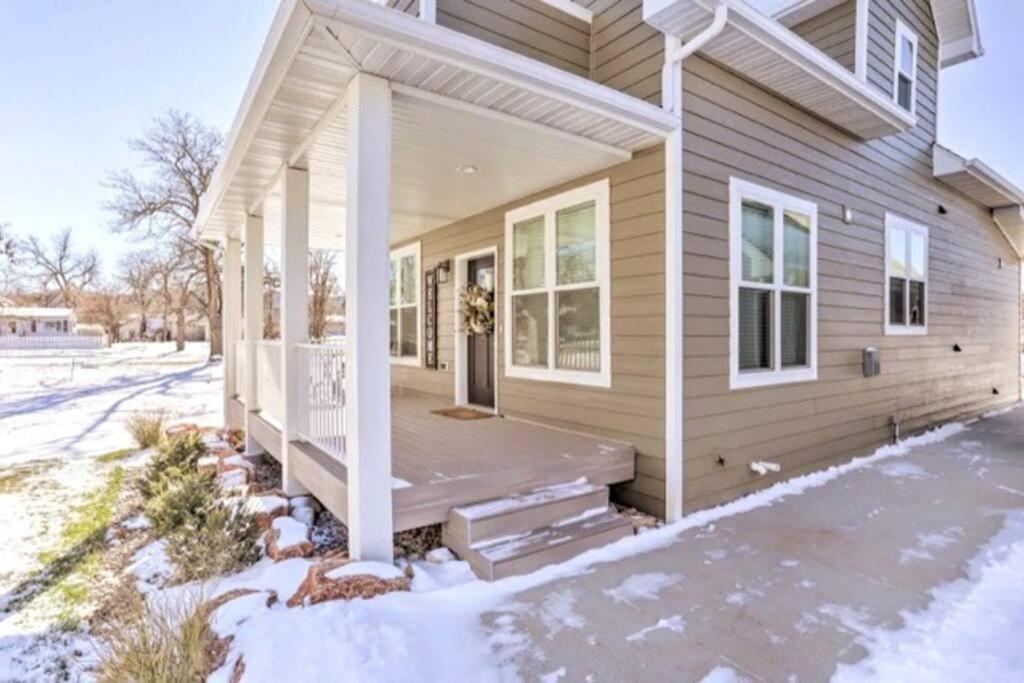 New! Cozy & Modern Spearfish Home Near Downtown! Exteriör bild