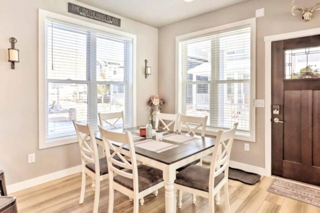 New! Cozy & Modern Spearfish Home Near Downtown! Exteriör bild