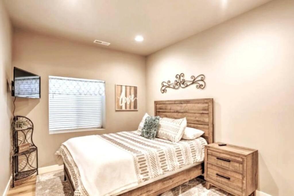 New! Cozy & Modern Spearfish Home Near Downtown! Exteriör bild
